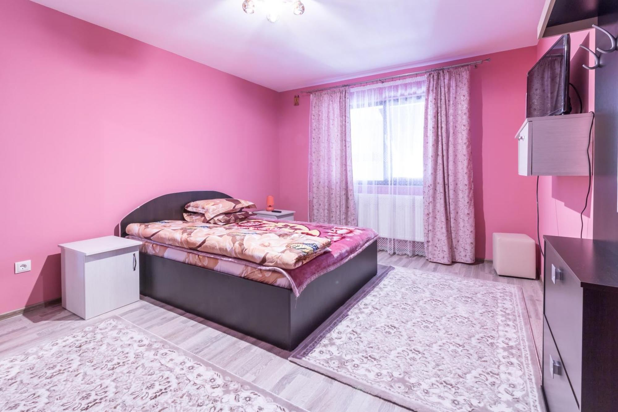 Conacul Lui Bulica Hotel Novaci-Straini Luaran gambar